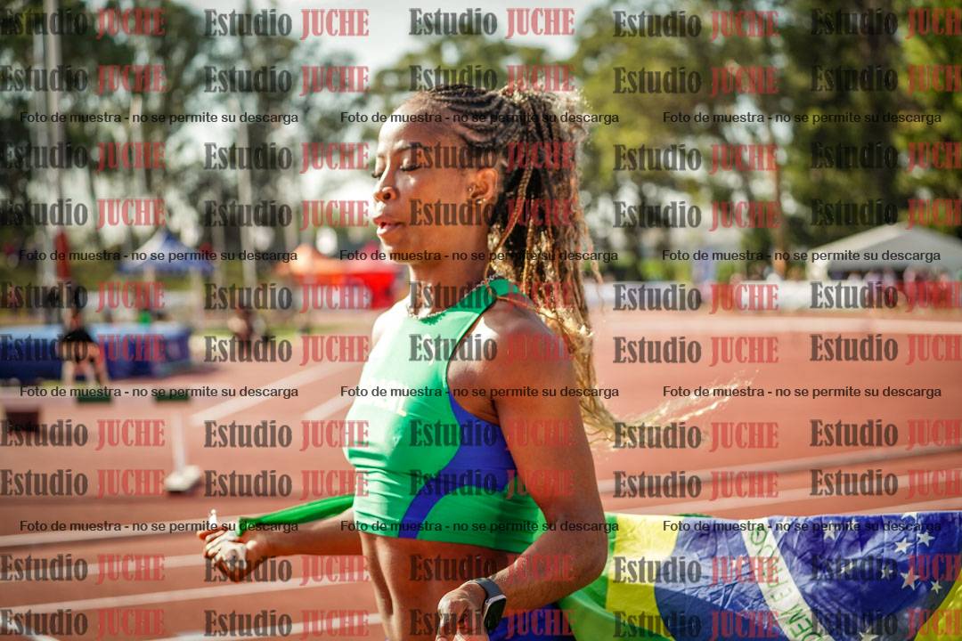 Fotos de algunos extras y podios del día 1