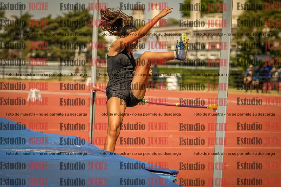 Fotos del salto en alto de mujeres