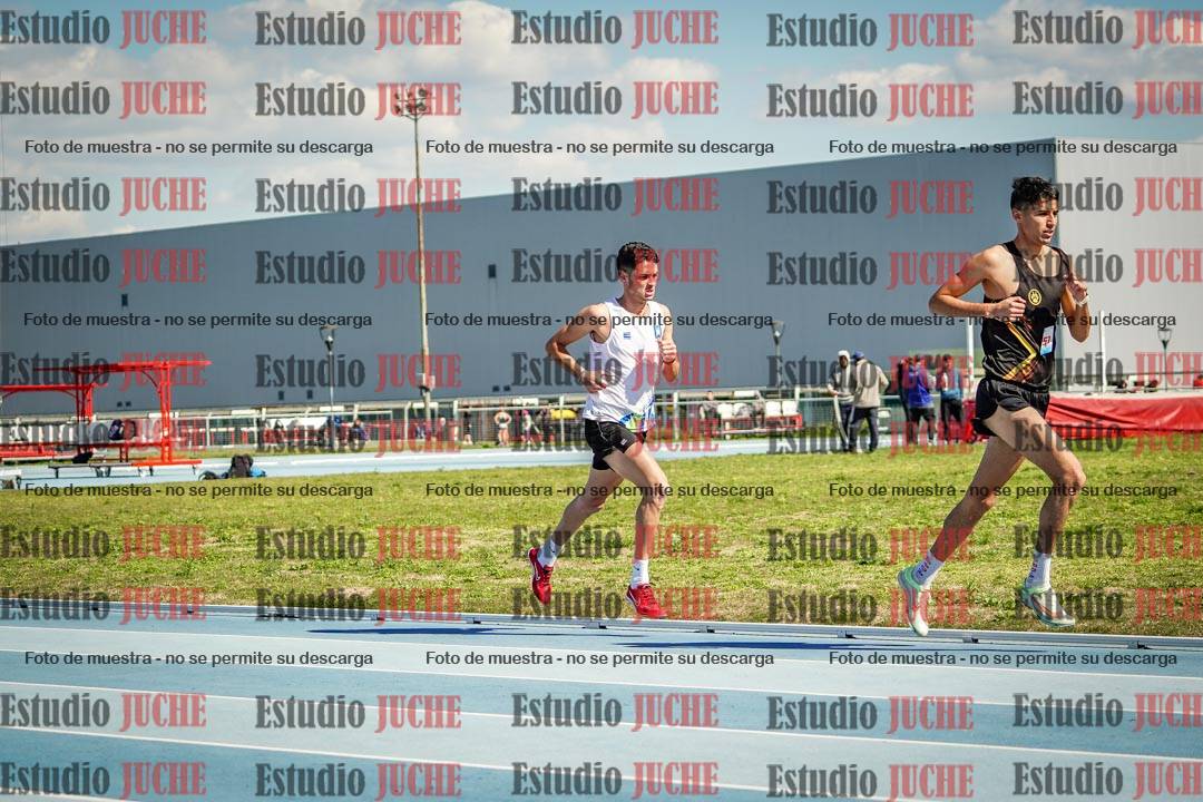 Fotos de los 5000 m llanos de mujeres y varones
