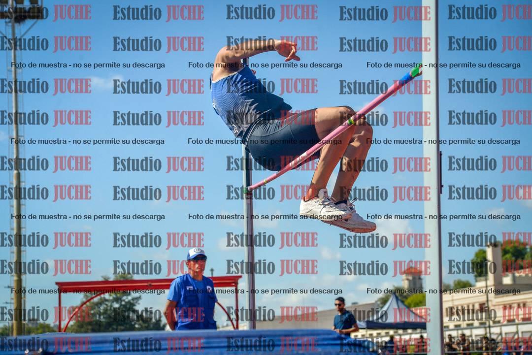 Fotos del salto en alto de varones