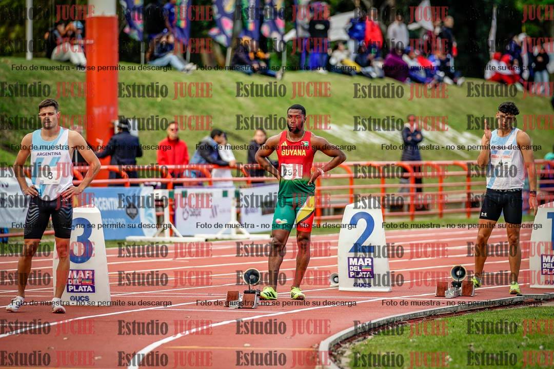 Fotos de los 200 m llanos de varones - FINAL