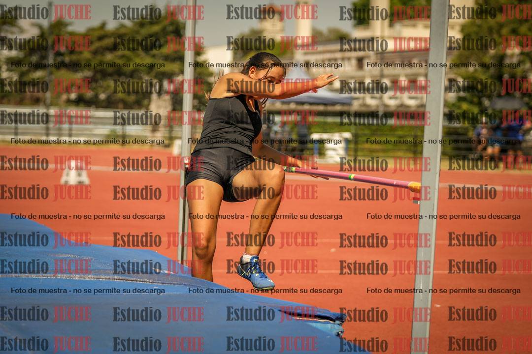 Fotos del salto en alto de mujeres