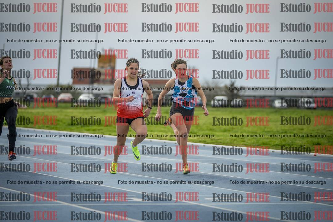 Fotos de los 100 m llanos de mujeres - U17 (FINAL)