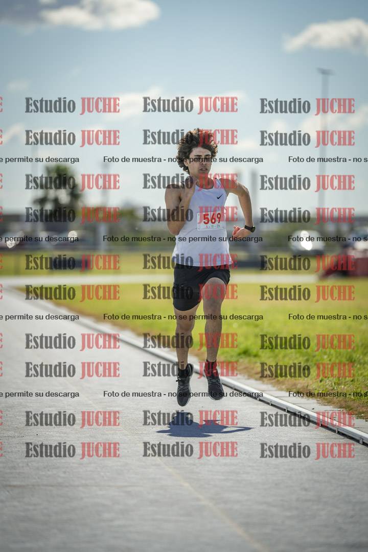 Fotos de los 800 m llanos de varones