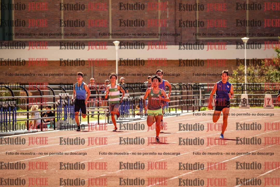 Fotos de los 400 m llanos de varones