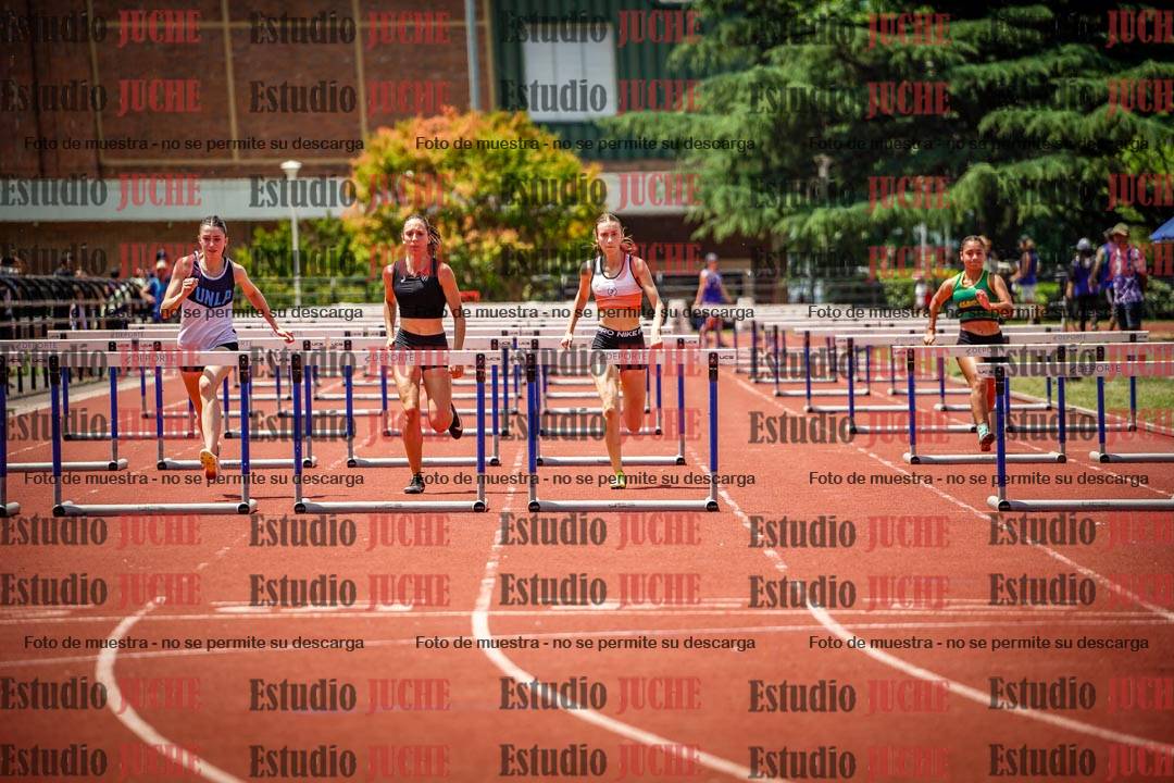 Fotos de los 100 m con vallas de mujeres