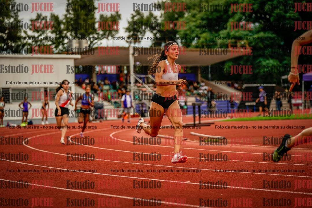 Fotos de los 400 m con vallas de mujeres