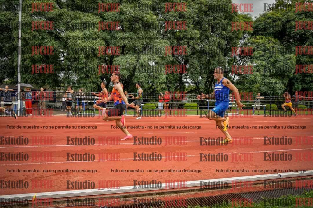 Fotos de los 100 m llanos de varones