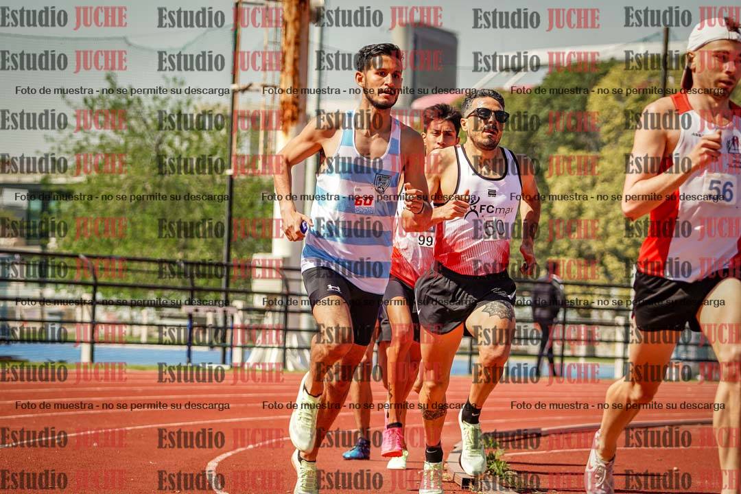 Fotos de los 1500 m llanos de varones