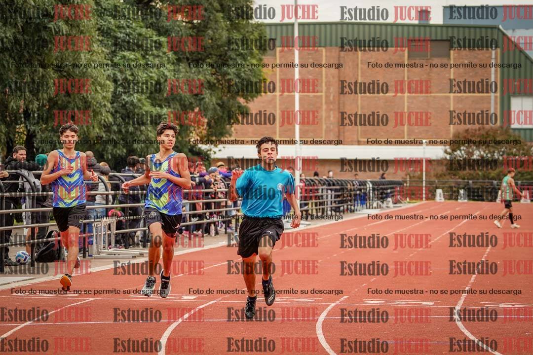 Fotos de los 200 m llanos de varones