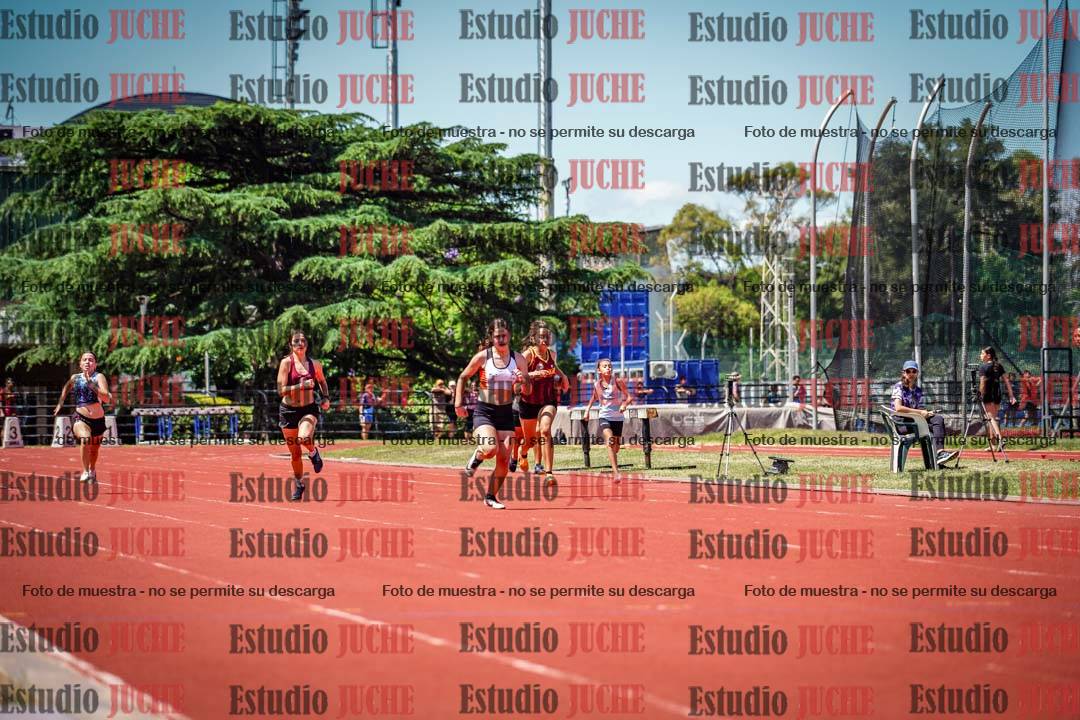 Fotos de los 150 m llanos de mujeres
