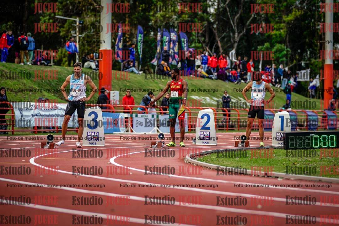 Fotos de los 200 m llanos de varones - FINAL