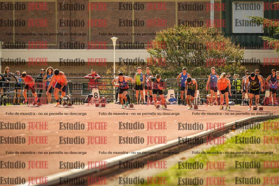 Fotos de los 100 m llanos de varones