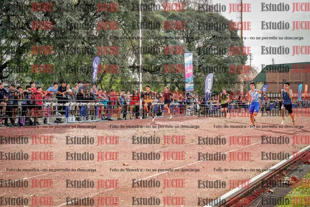 Fotos de los 100 m llanos de varones