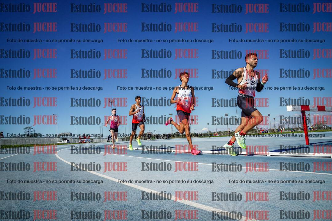 Fotos de los 5000 m llanos de mujeres y varones