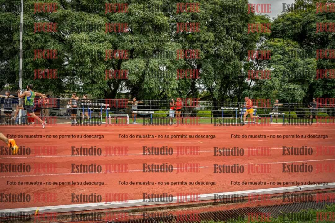 Fotos de los 100 m llanos de varones