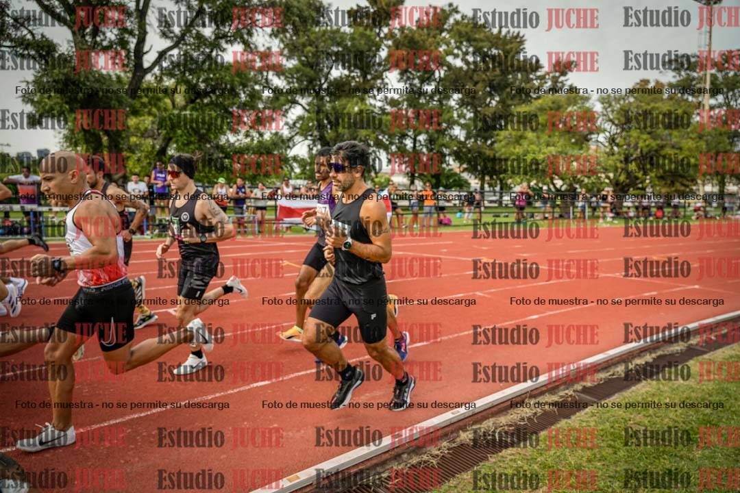 Fotos de los 3000 m llanos de varones