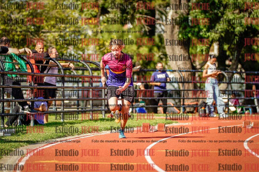 Fotos de los 200 m llanos de varones