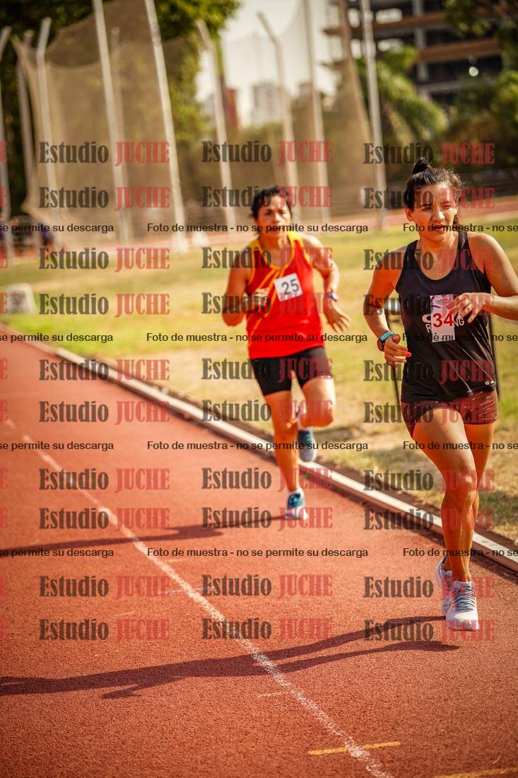 Fotos de los 1500 m llanos de mujeres