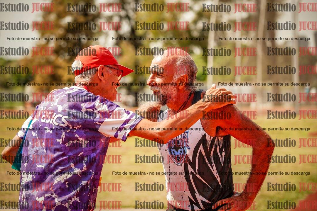 Fotos de los 1500 m llanos de varones - combinadas 10