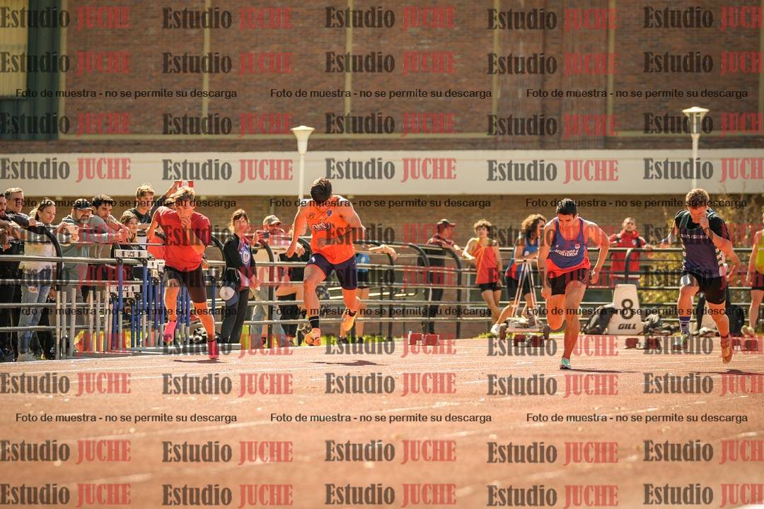 Fotos de los 100 m llanos de varones
