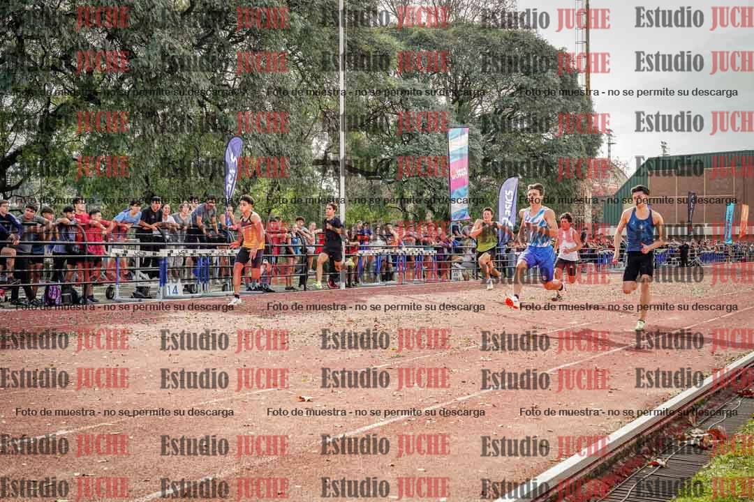 Fotos de los 100 m llanos de varones
