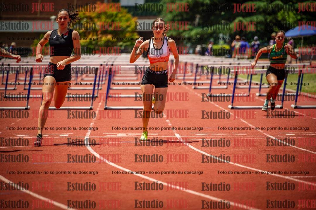 Fotos de los 100 m con vallas de mujeres