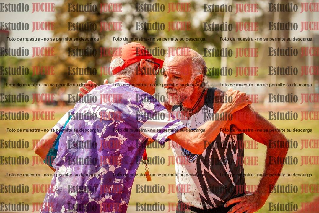 Fotos de los 1500 m llanos de varones - combinadas 10