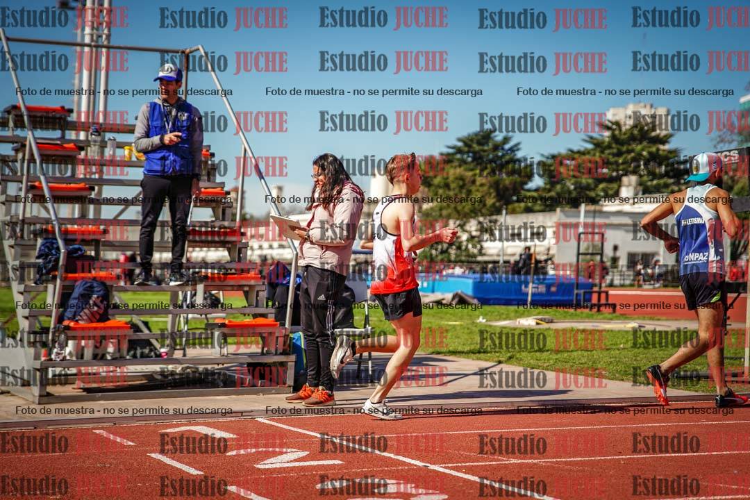 Fotos de los 800 m llanos de varones