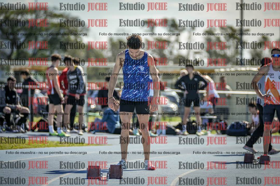 Fotos de los 400 m llanos de varones