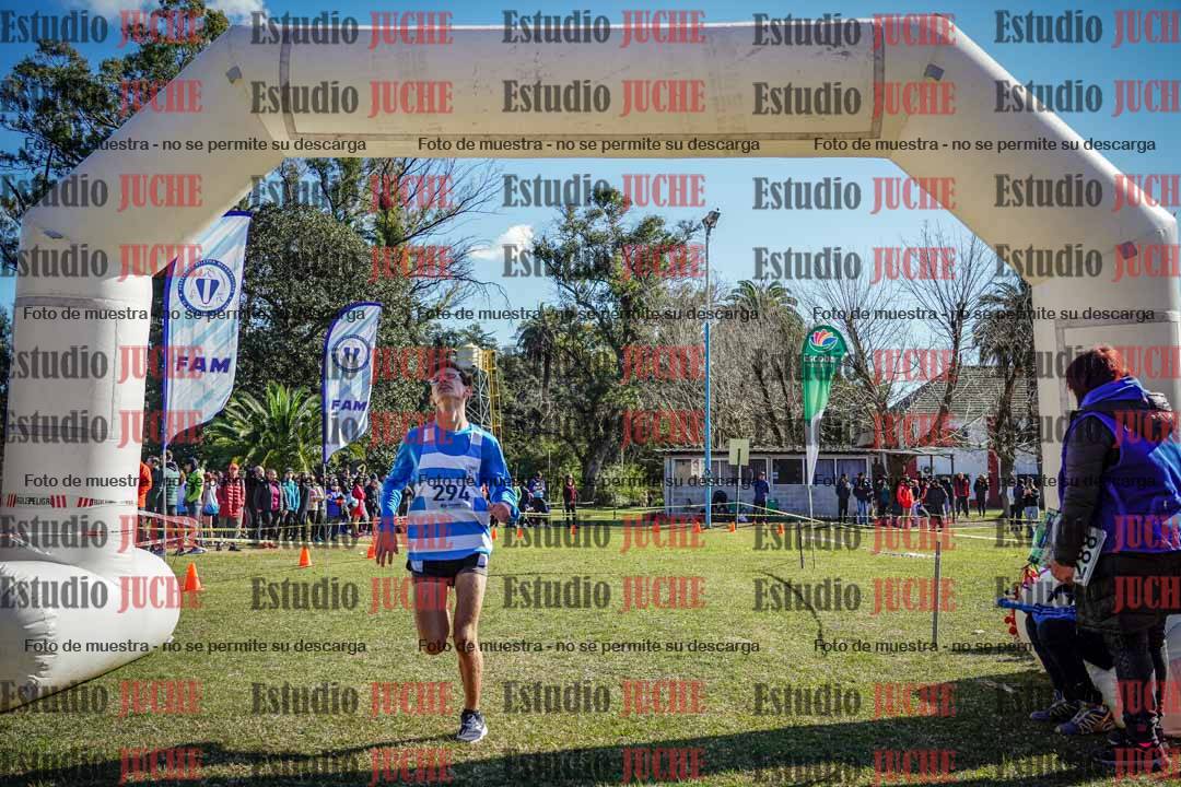 Fotos de la llegada del cross de 3000 m