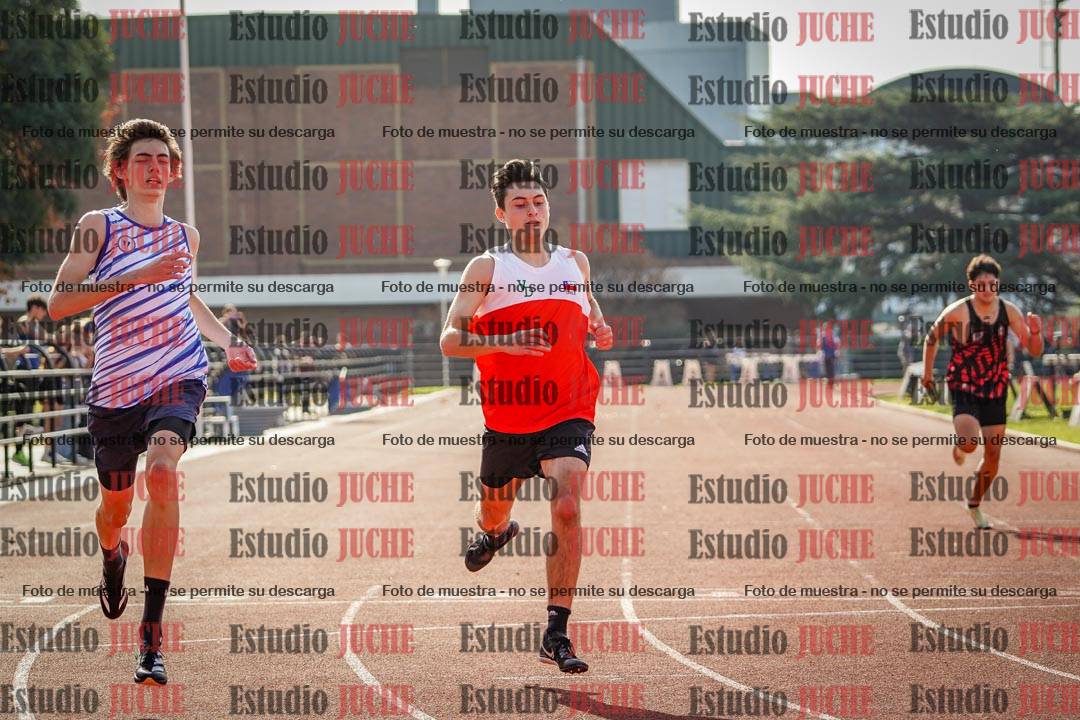 Fotos de los 200 m llanos de varones
