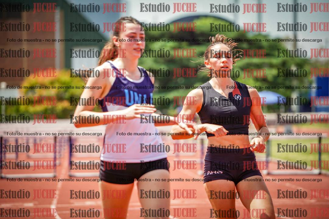 Fotos de los 100 m con vallas de mujeres