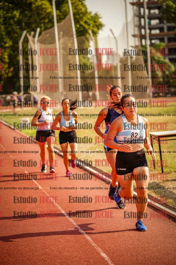 Fotos de los 1500 m llanos de mujeres
