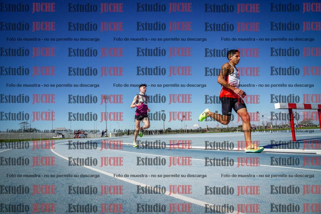 Fotos de los 5000 m llanos de mujeres y varones