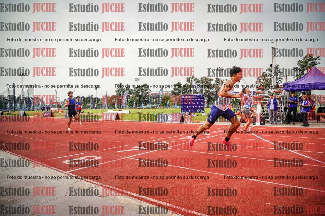 Fotos de los 400 m llanos de varones