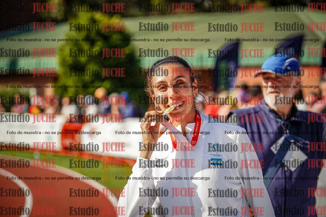 Fotos de algunos extras y podios del día 1