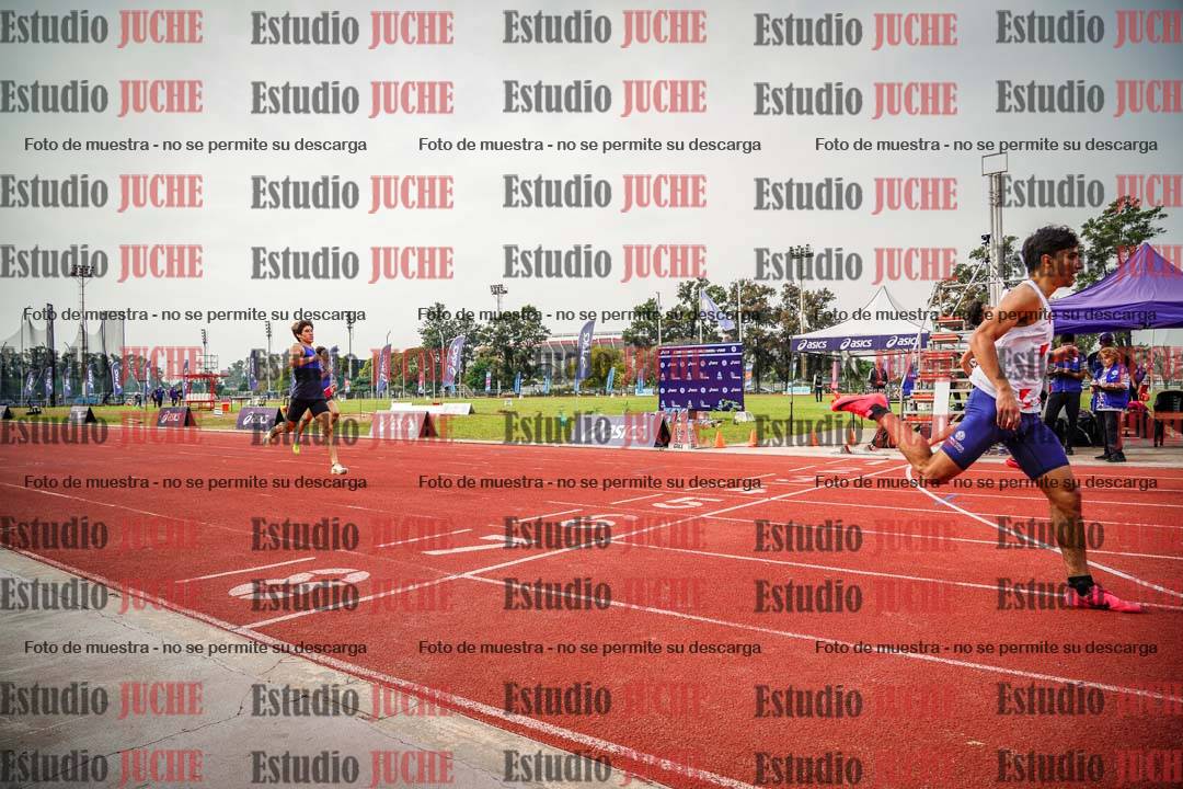 Fotos de los 400 m llanos de varones