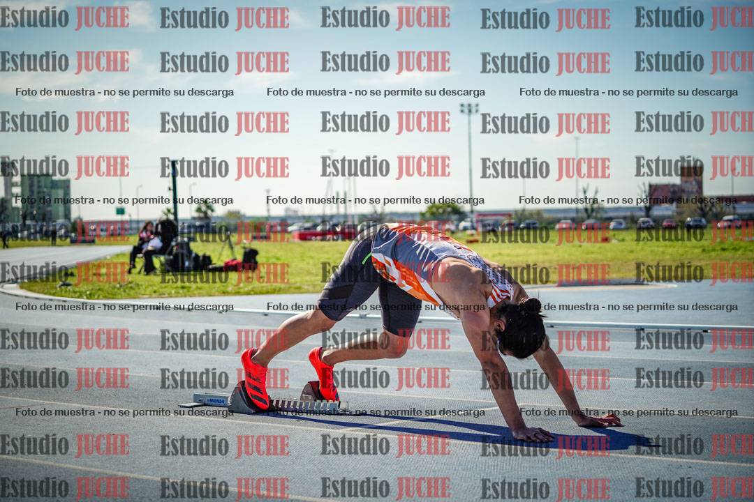 Fotos de los 400 m llanos de varones