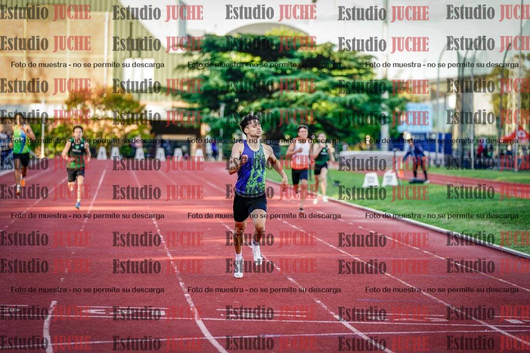 Fotos de los 400 m llanos de varones