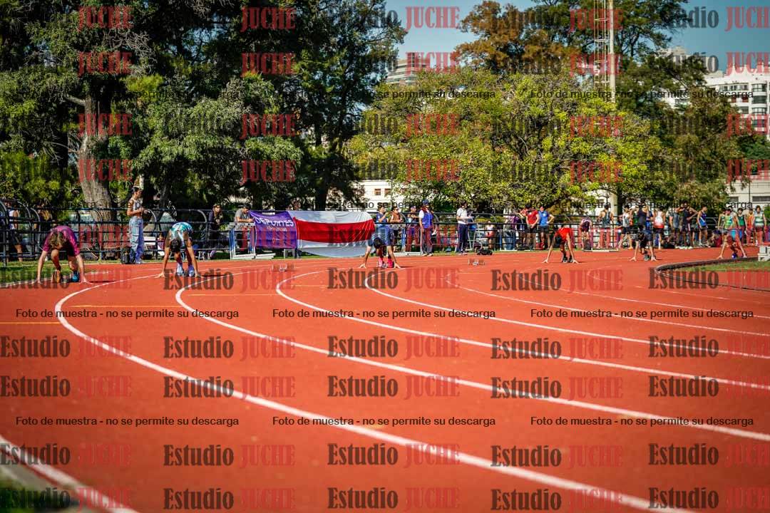 Fotos de los 200 m llanos de varones