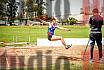 Fotos del salto en largo de mujeres