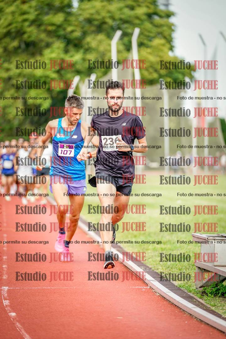 Fotos de los 3000 m llanos de varones