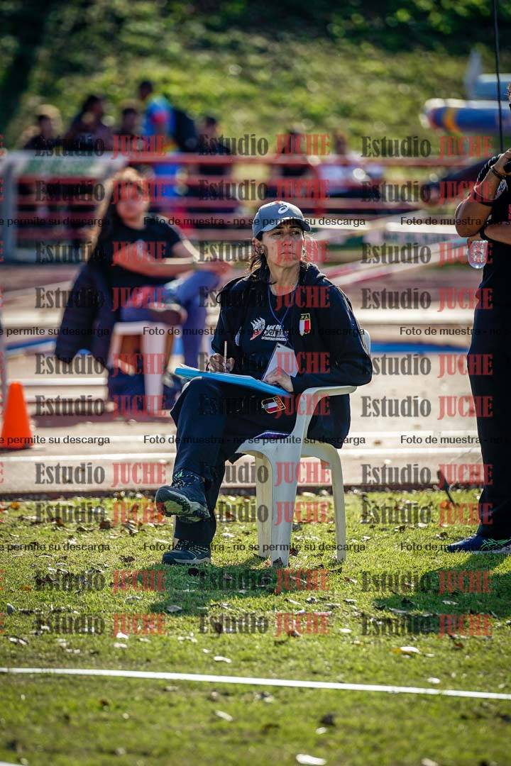 Fotos de algunos extras y podios del día 1
