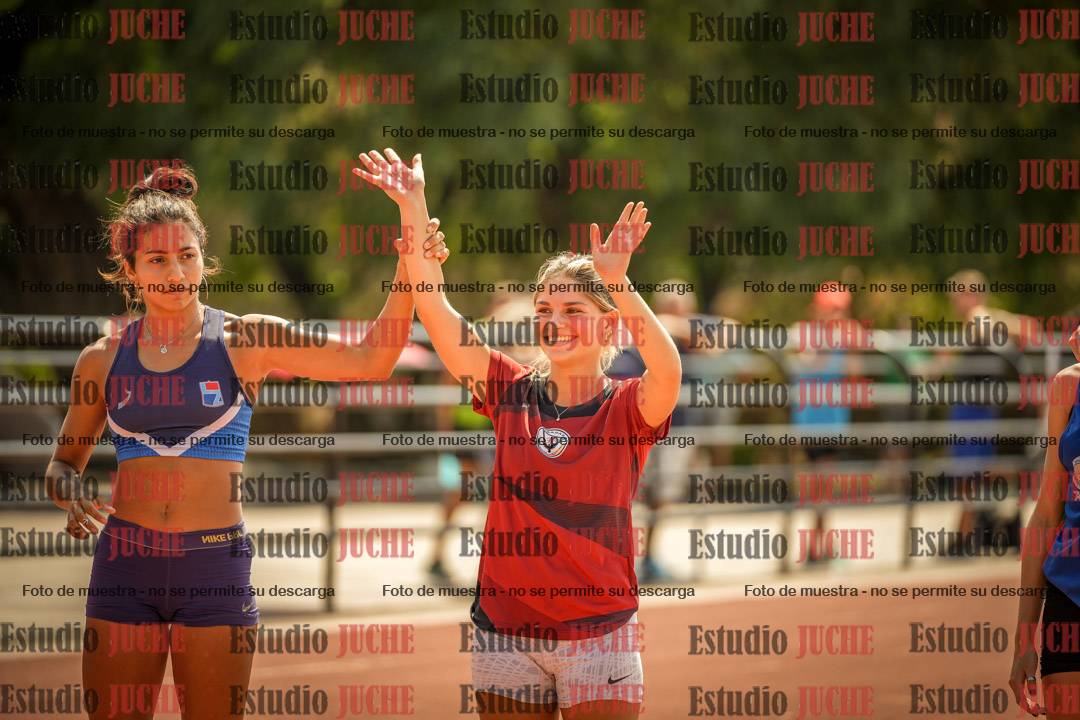 Fotos de los 800 m llanos de mujeres - combinadas 7