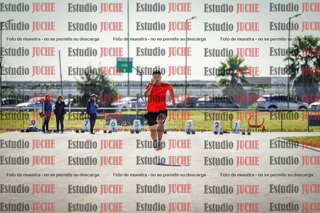 Fotos de los 100 m llanos de varones - decatlón 1