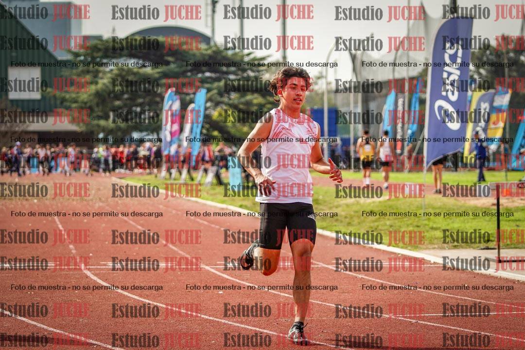 Fotos de los 100 m llanos de varones