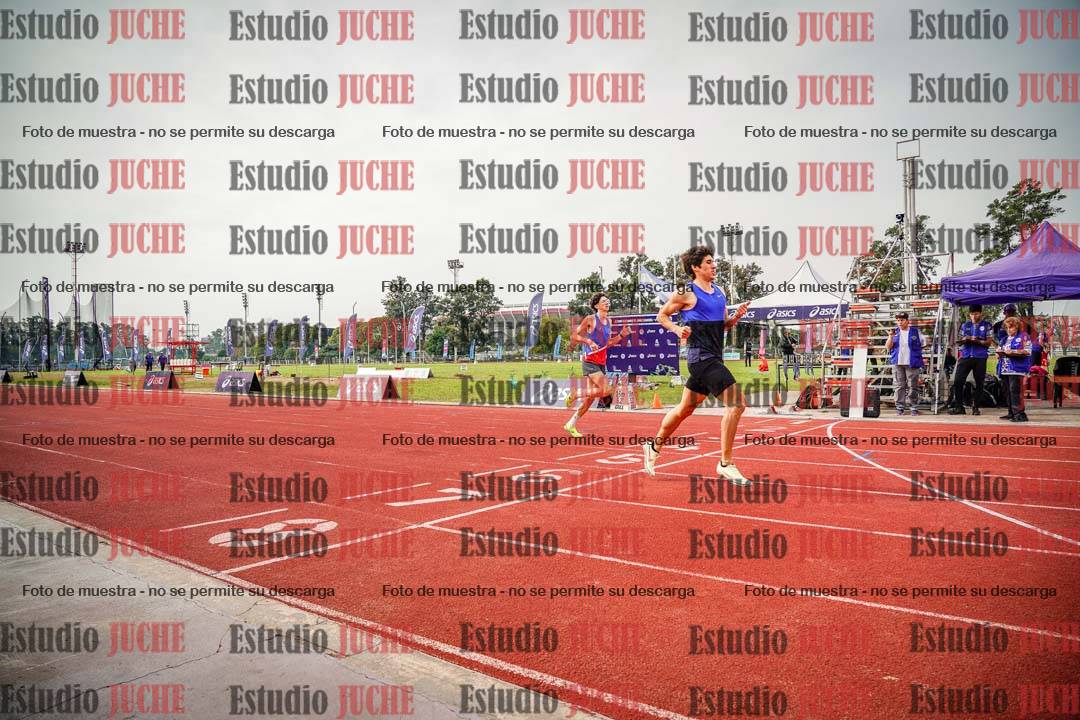 Fotos de los 400 m llanos de varones