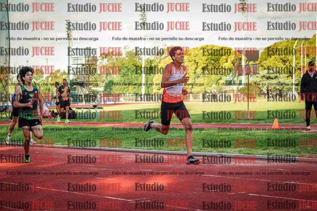 Fotos de los 400 m llanos de varones