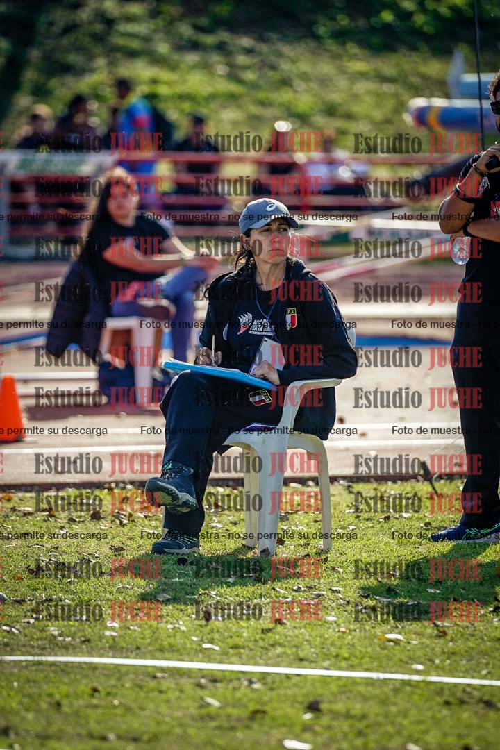 Fotos de algunos extras y podios del día 1